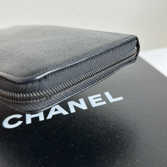 Chanel caviar long zip wallet - Picture 5 of 13